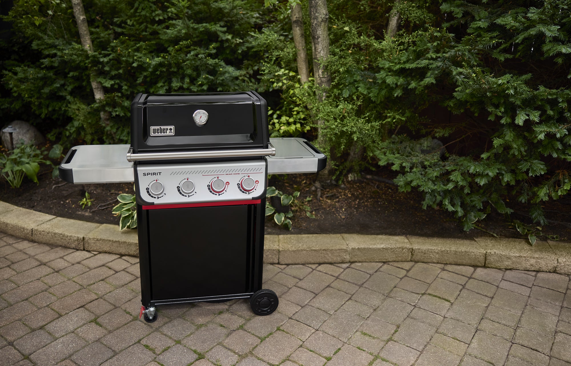 Weber® Spirit® E-425 4-Burner Gas Barbecue (LPG) | Gas BBQs NZ | Weber NZ | 3 Burners,BBQ,Gas,Gas BBQ | Outdoor Concepts
