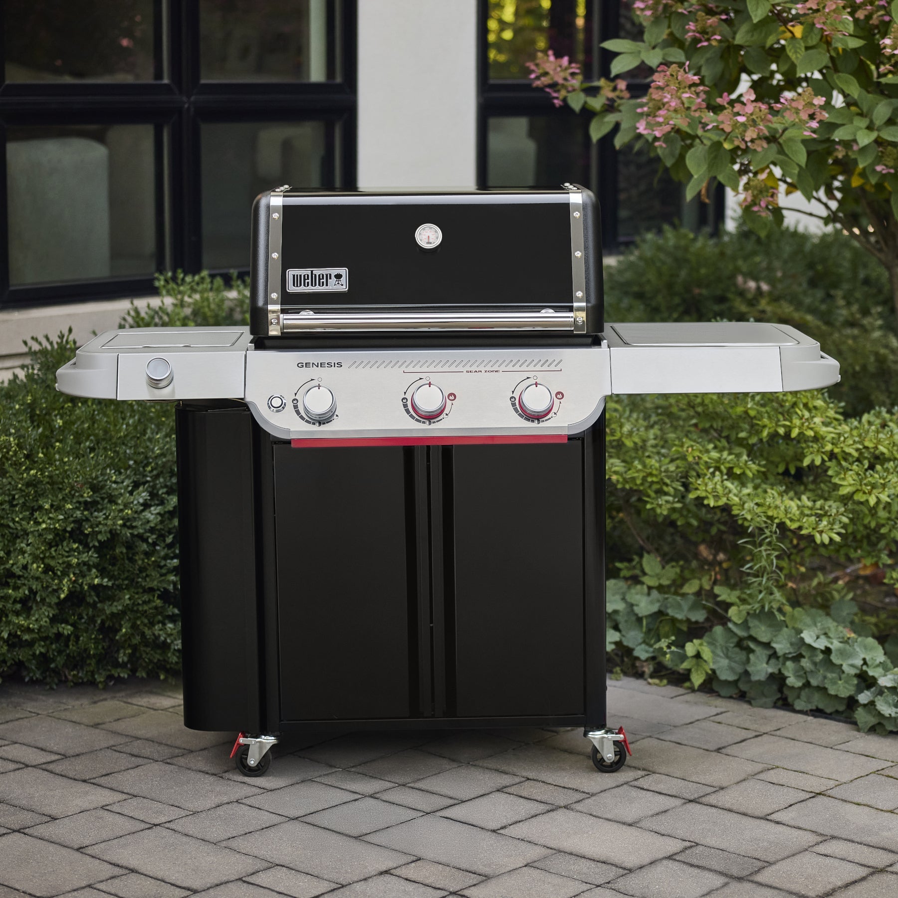 Weber® Genesis® EP-335 3-Burner Gas Barbecue (Natural Gas) | Gas BBQs NZ | Weber NZ | 3-burner barbecue,Gas BBQ,natural gas BBQ,outdoor grill,Sear Zone,Weber Crafted griddle,Weber Genesis EP-335 | Outdoor Concepts
