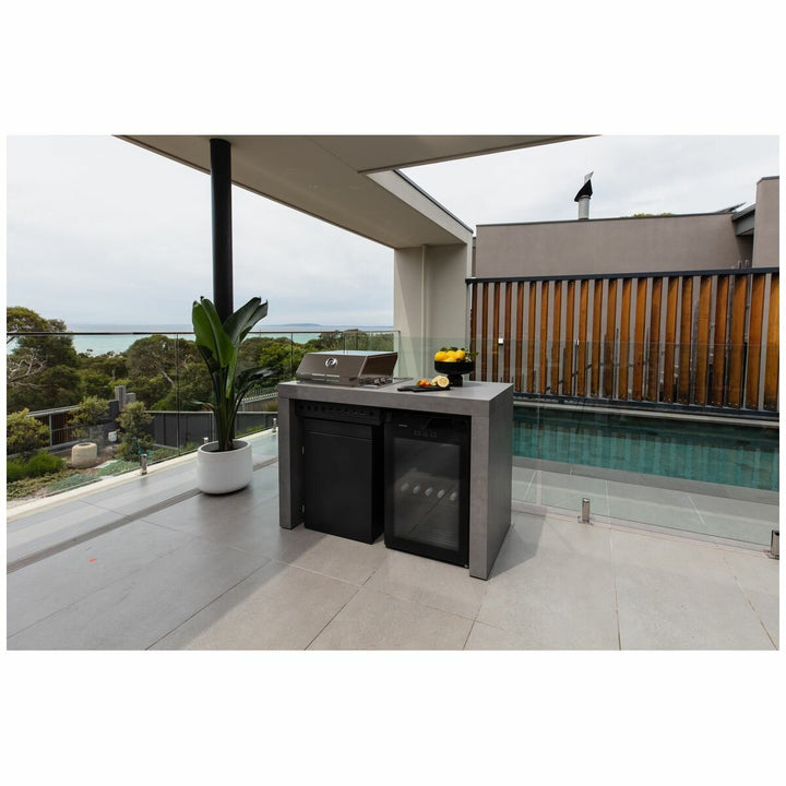 Artusi 1400mm Ascale Outdoor Kitchen with Cosmopolitana Grey Cladding | Outdoor Kitchen NZ | Artusi NZ | Built-in BBQs, Gas BBQ, Outdoor Kitchen | Outdoor Concepts