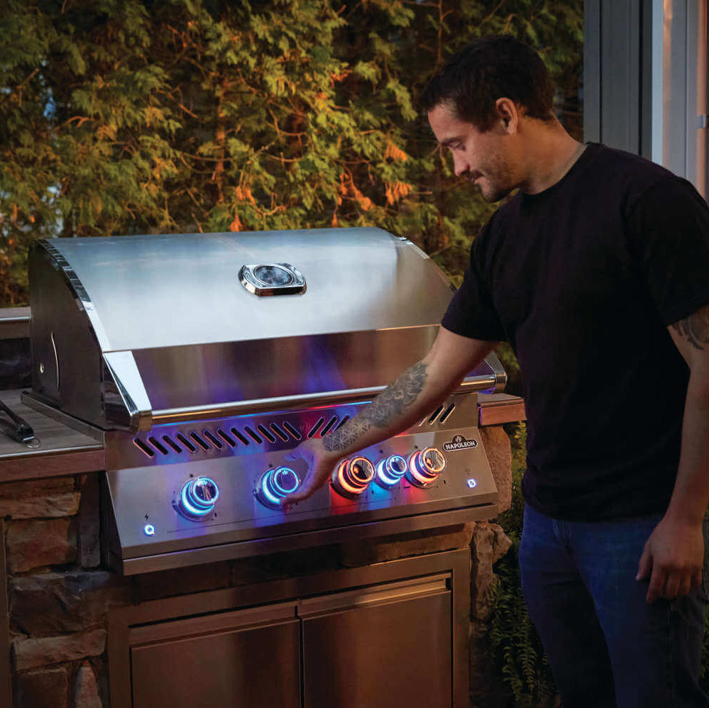 Napoleon Built-In 700 Series 32-inch Gas Grill with Rear Infrared Burner (Natural Gas) | Built In Gas BBQs NZ | Napoleon NZ | 700 Series gas grill,Built-in BBQs,Gas BBQ,Napoleon built-in gas grill,natural gas grill,outdoor kitchen grill,rear infrared burner | Outdoor Concepts