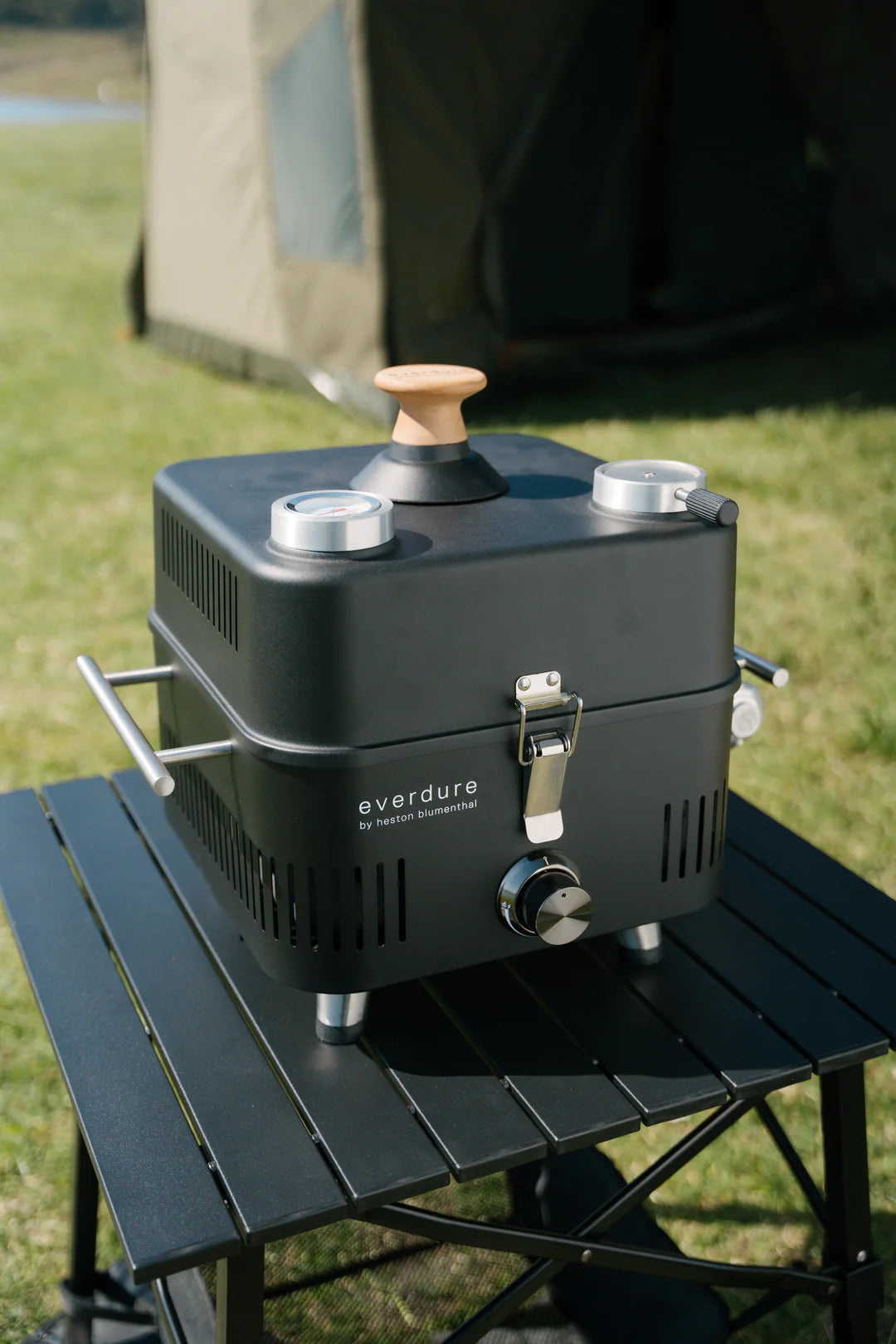 Everdure Cube PROFLAME 360 Gas | BBQs NZ | Everdure NZ | Gas BBQ,portable | Outdoor Concepts