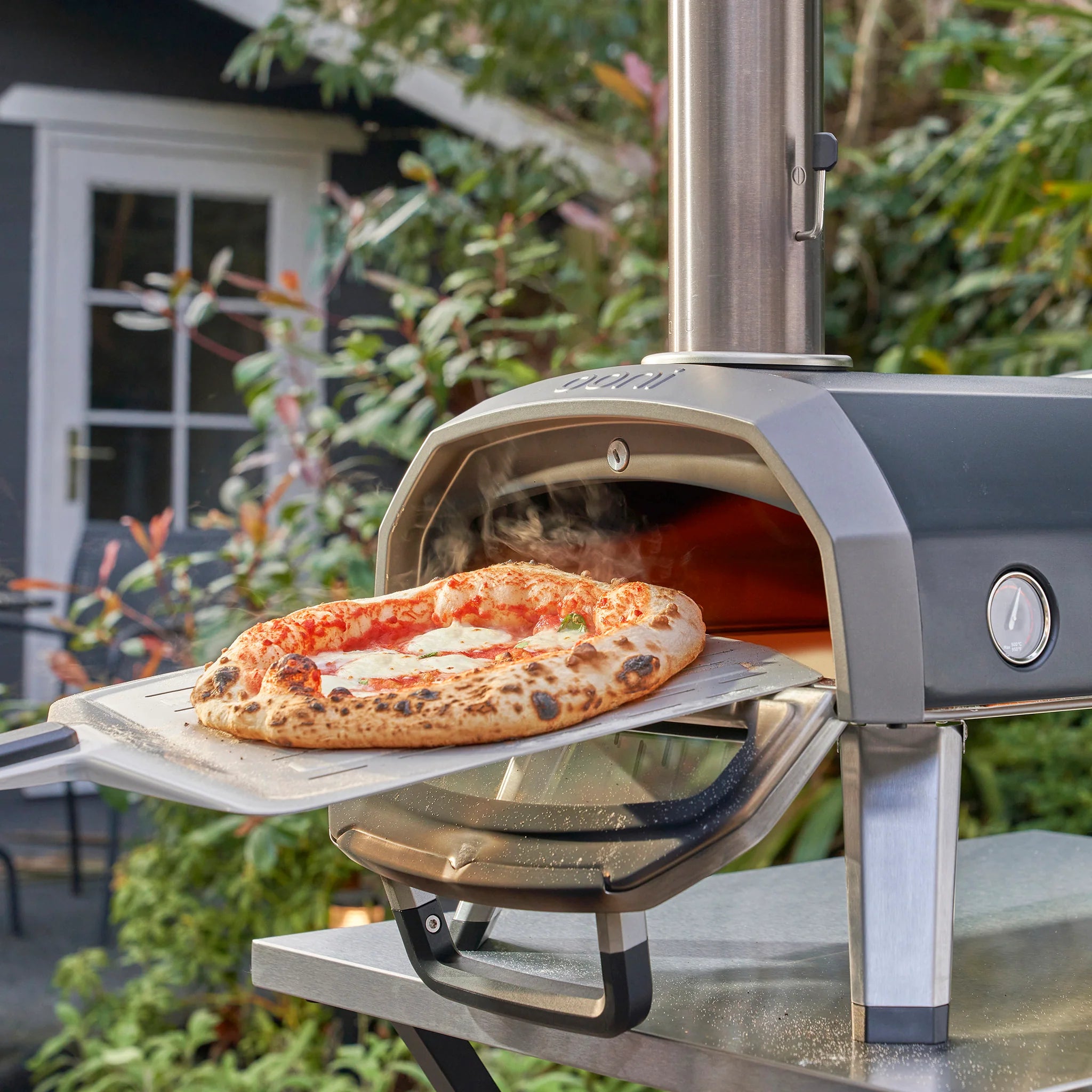 Ooni Karu 2 Multi-Fuel Pizza Oven | Pizza Oven NZ | Ooni NZ | Charcoal,portable | Outdoor Concepts
