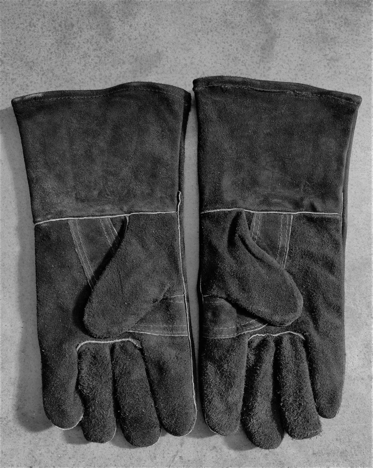 PureQ RawHide Leather Gloves | BBQ Accessories NZ | PureQ NZ | Accessories,BBQ Accessories,BBQ Tools | Outdoor Concepts