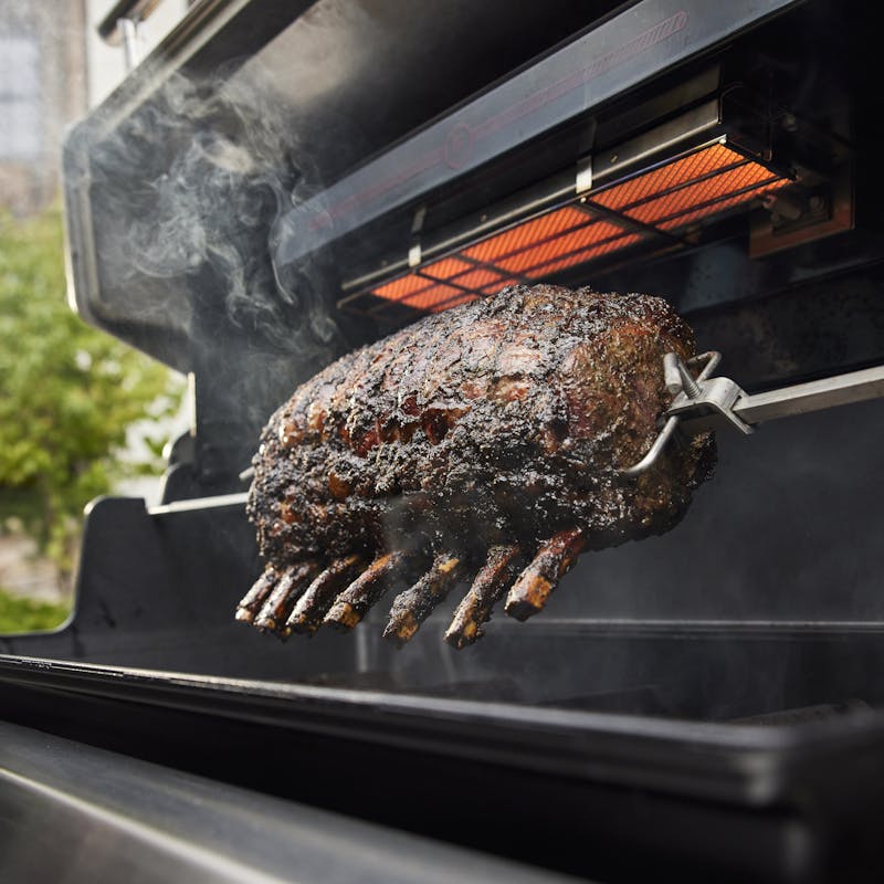 Summit® FS38 Gas Barbecue Black (LPG) | Gas BBQs NZ | Weber NZ | BBQ | Outdoor Concepts
