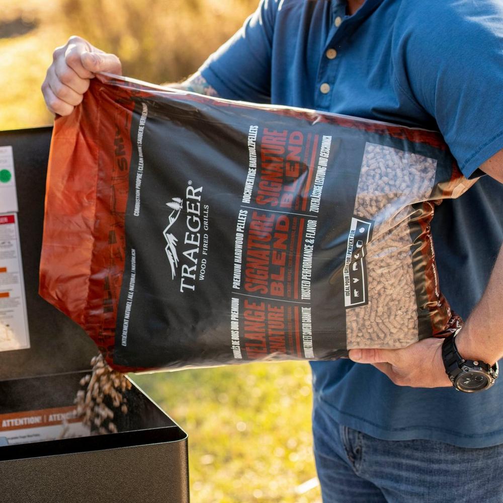 Traeger Signature Blend Pellets 9kg | BBQ Smoking Chips & Pellets NZ | Traeger NZ | Accessories,BBQ Accessories,Fuels,Pellets | Outdoor Concepts