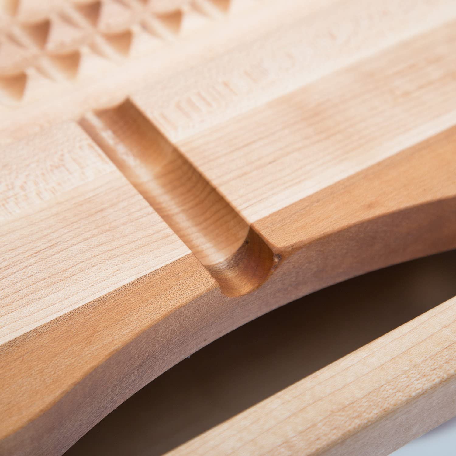 Boos Block Carving Collection Reversible Maple Cutting Board with Juice Groove and Pan | Cutting Boards NZ | John Boos & Co. NZ | Accessories,BBQ Accessories,Cutting Board | Outdoor Concepts
