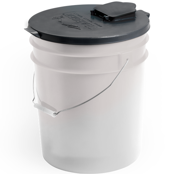 Traeger Pellet Storage Lid & Filter Kit 5lb Bucket | BBQs Accessories NZ | Traeger NZ | Accessories | Outdoor Concepts