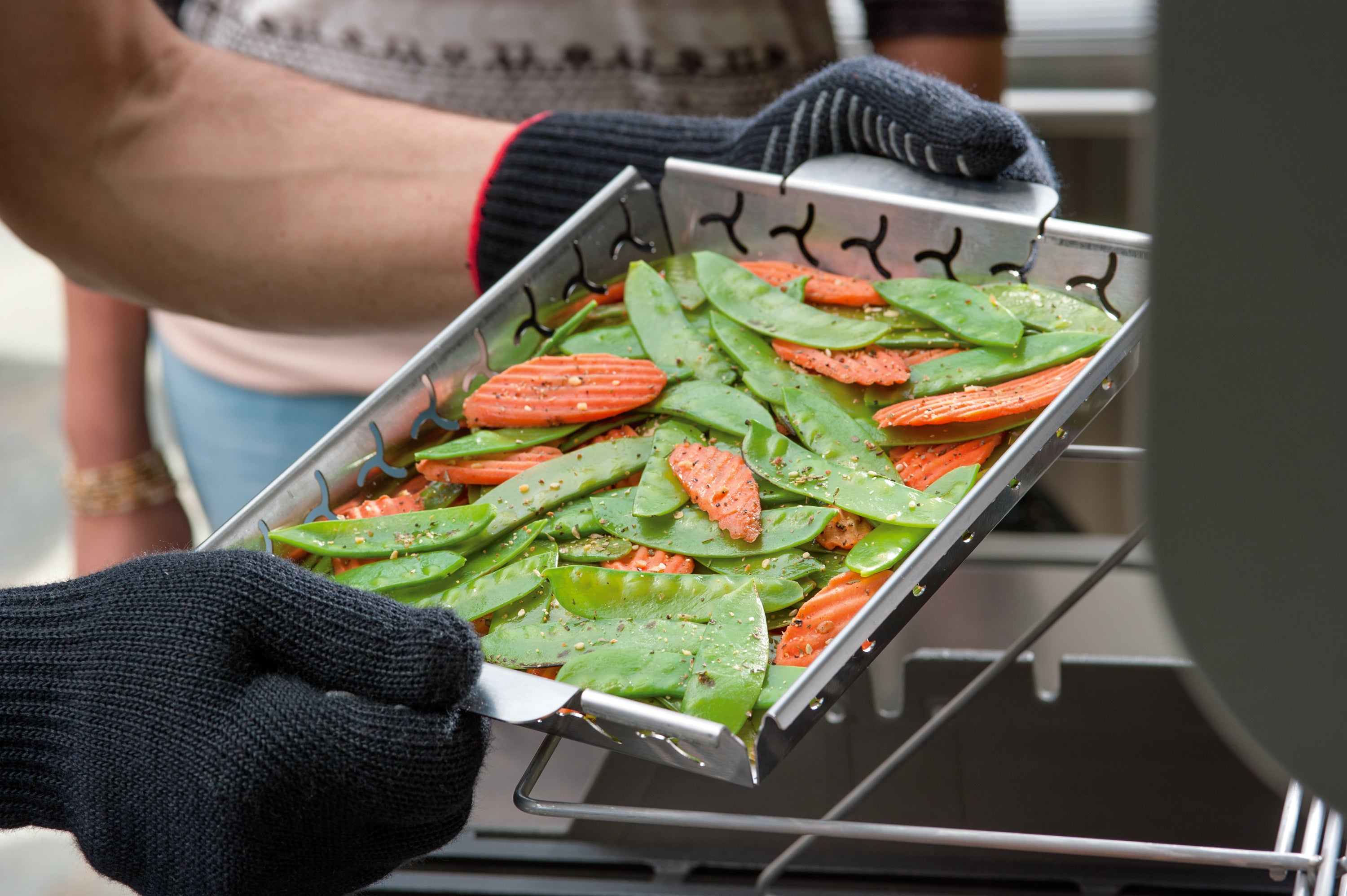 Weber Elevations Vegetable Basket | BBQ Hotplates, Griddles, Racks & Baskets NZ | Weber NZ | Accessories,BBQ Accessories,Cooking surface | Outdoor Concepts