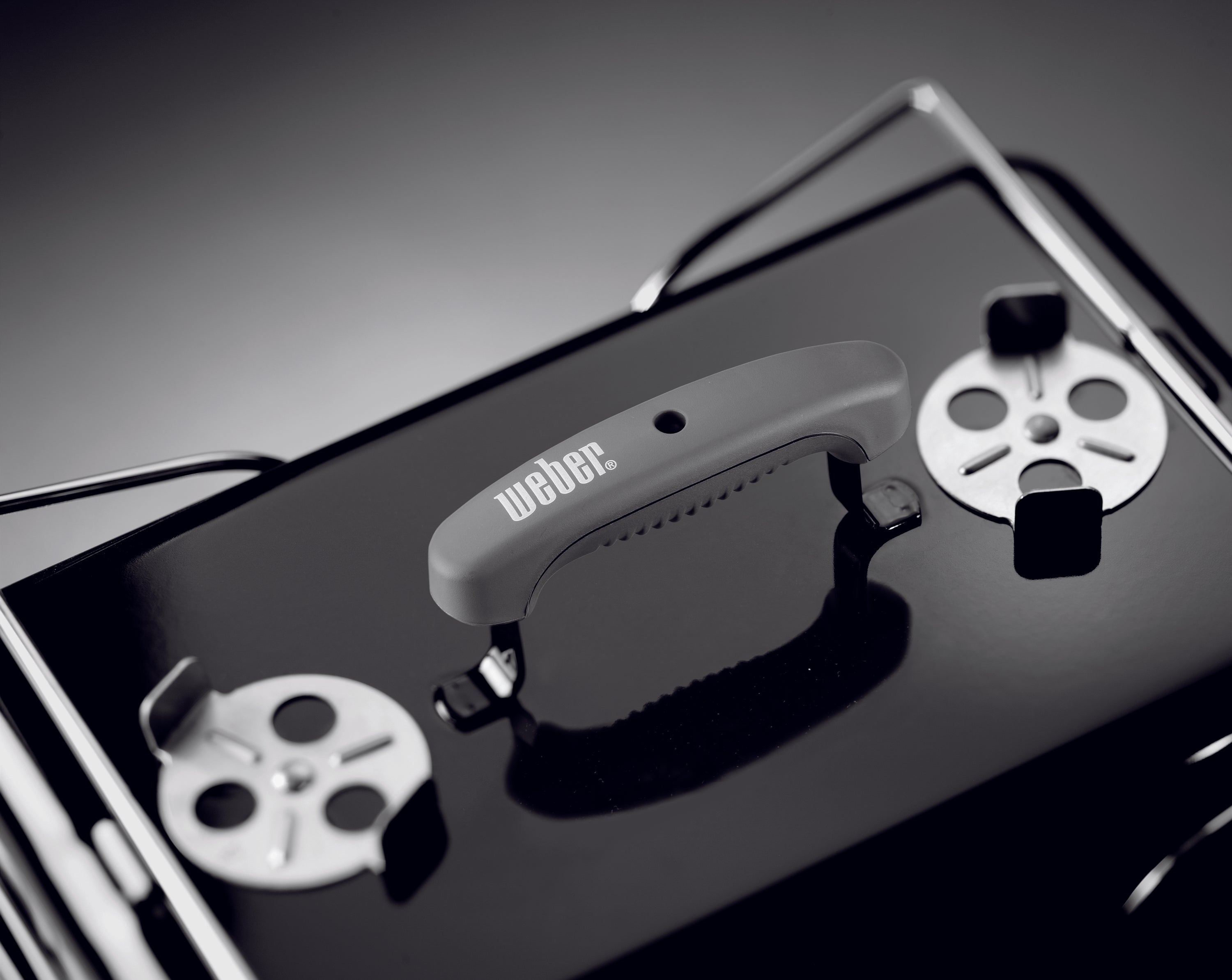 Weber Go Anywhere Black | Charcoal BBQs NZ | Weber NZ | Charcoal,portable | Outdoor Concepts