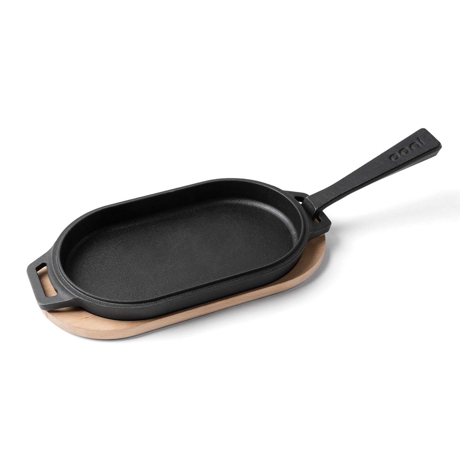 Ooni Cast Iron Sizzler Pan w/wooden Base | Accessories NZ | Ooni NZ | Accessories,cooking surface,Pizza Oven Accessories | Outdoor Concepts