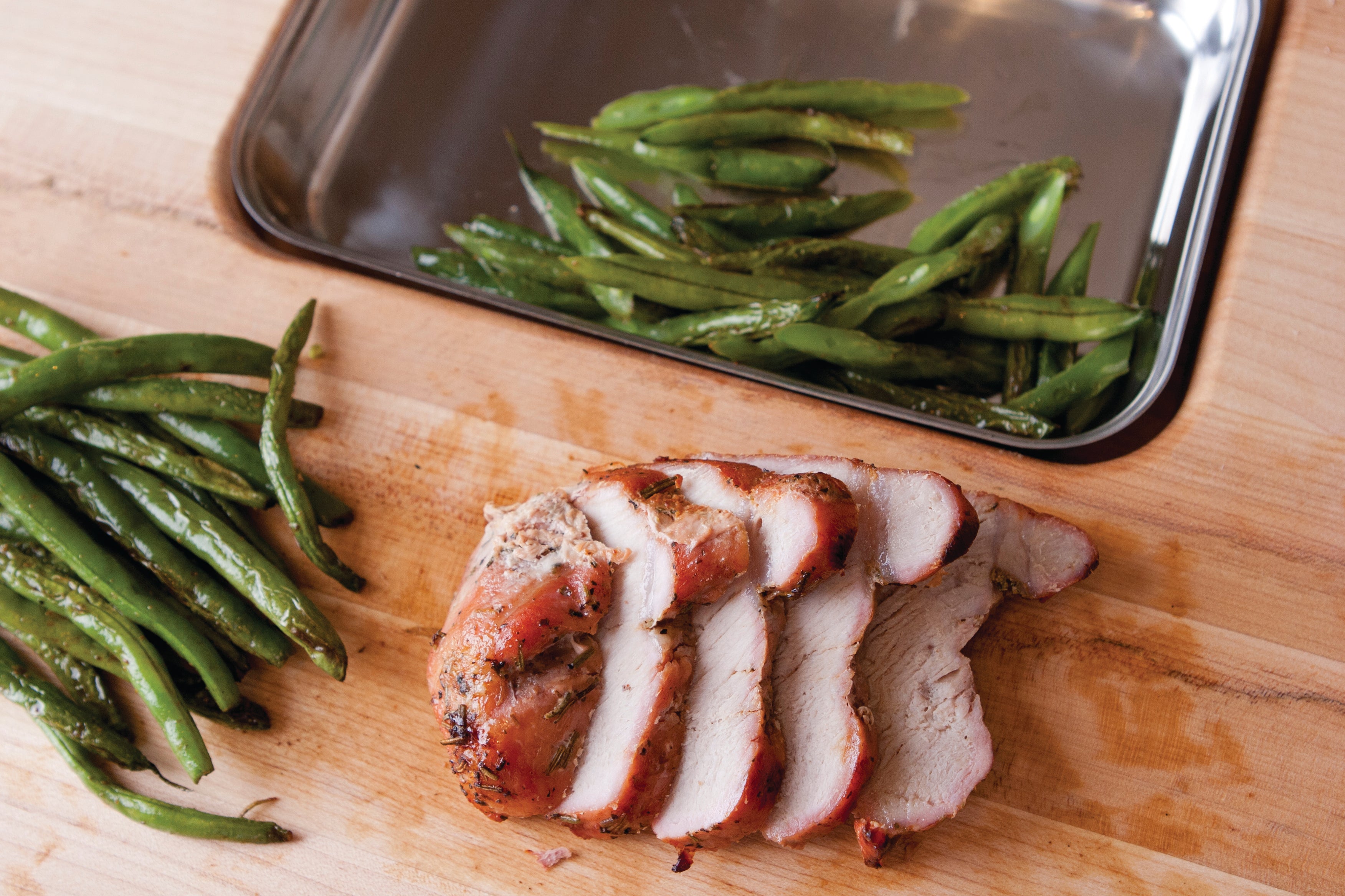 Boos Block Newton Prep Master 3 Maple Edge Reversible Cutting Board With Pan - 38cm x 35cm x 6cm | Cutting Boards NZ | John Boos & Co. NZ | Accessories,BBQ Accessories,BBQ Tools,Cutting Board | Outdoor Concepts