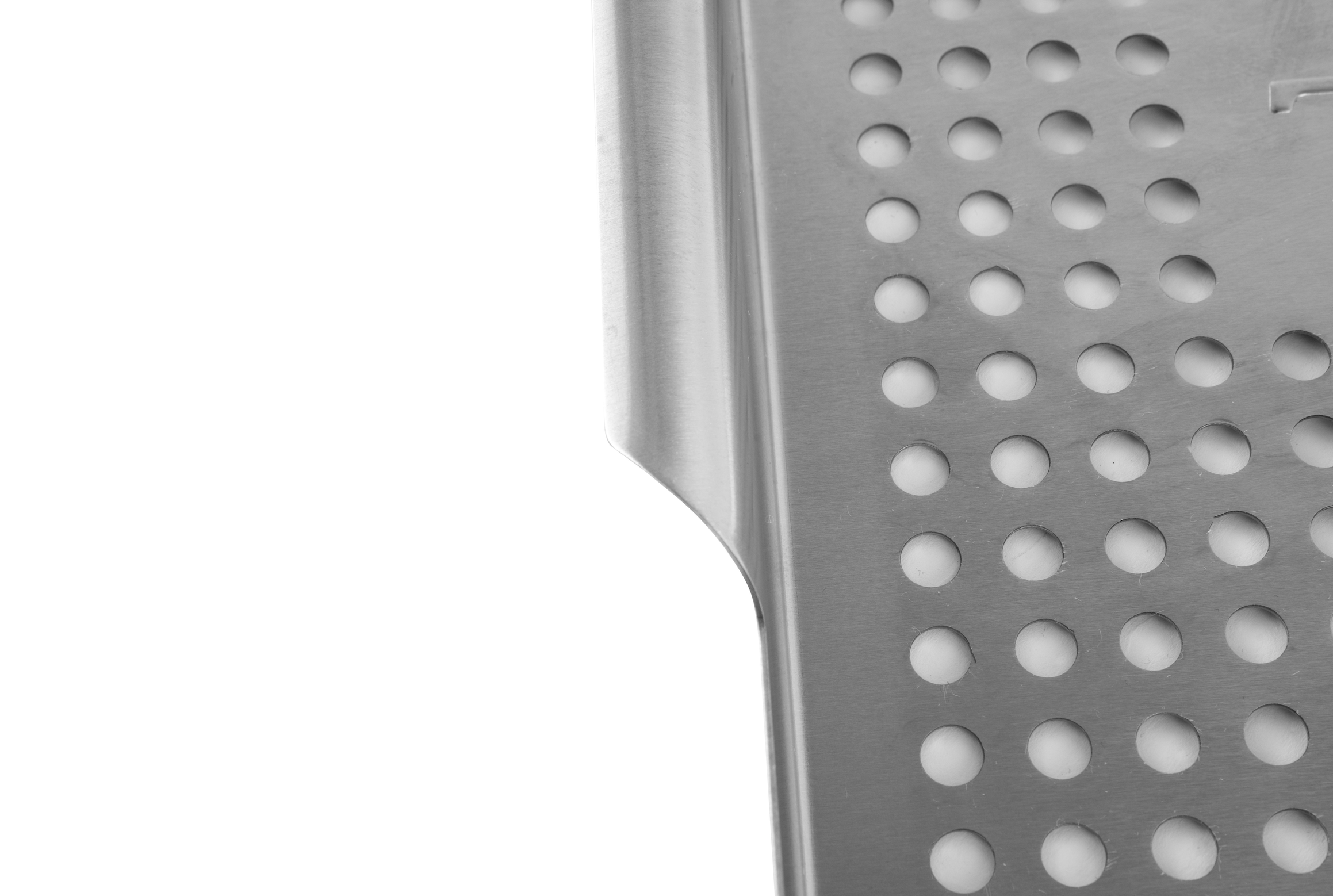 Traeger Stainless Grilling Basket | BBQ Hotplates, Griddles, Racks & Baskets NZ | Traeger NZ | Accessories | Outdoor Concepts