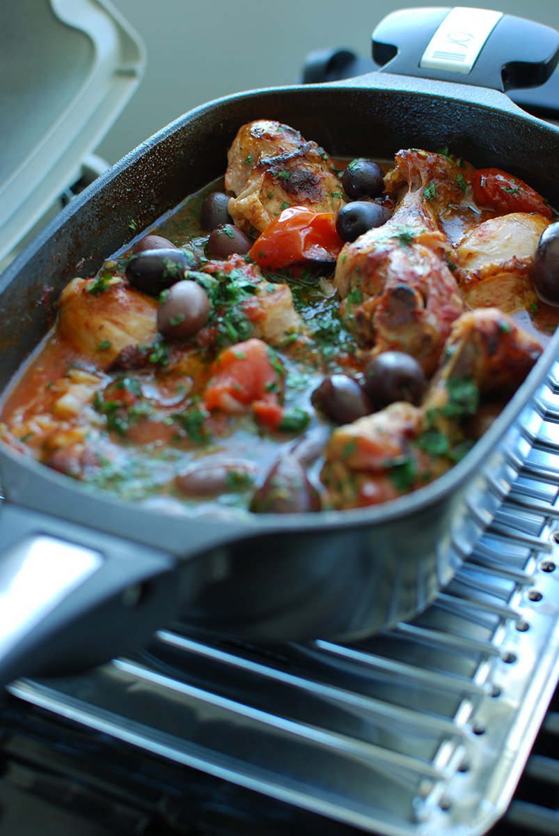 Weber Q Ware Casserole Dish Small | BBQ Skillets & Frying Pans NZ | Weber NZ | Accessories,BBQ Accessories,cooking surface | Outdoor Concepts