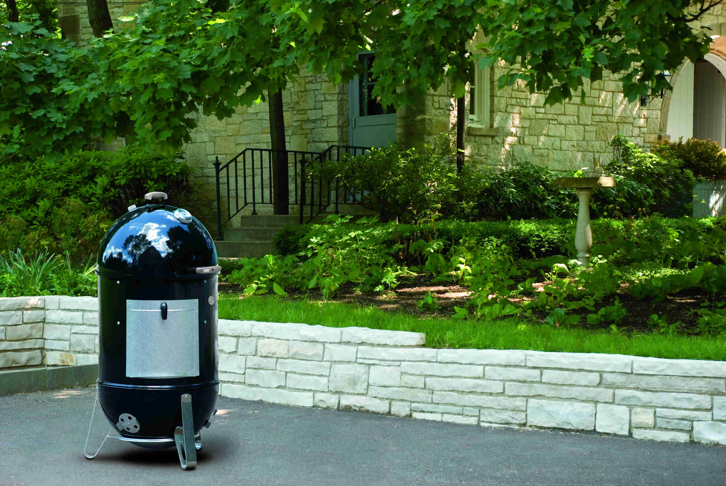 Weber 57cm Smokey Mountain | Smokers & Charcoal BBQs NZ | Weber NZ | BBQ,Smokers | Outdoor Concepts