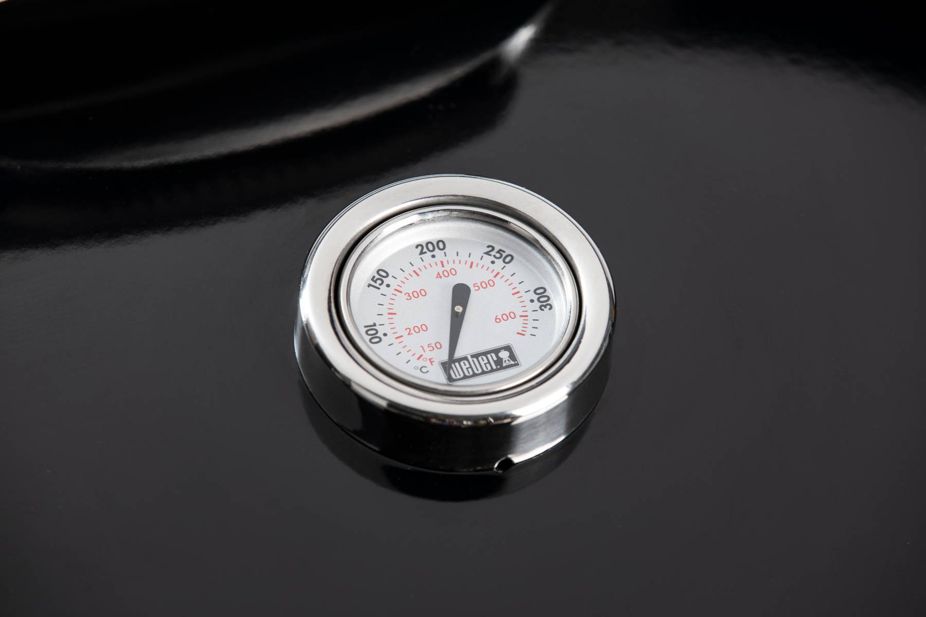 Weber 57cm Master Touch Kettle | Charcoal BBQs NZ | Weber NZ | Charcoal | Outdoor Concepts