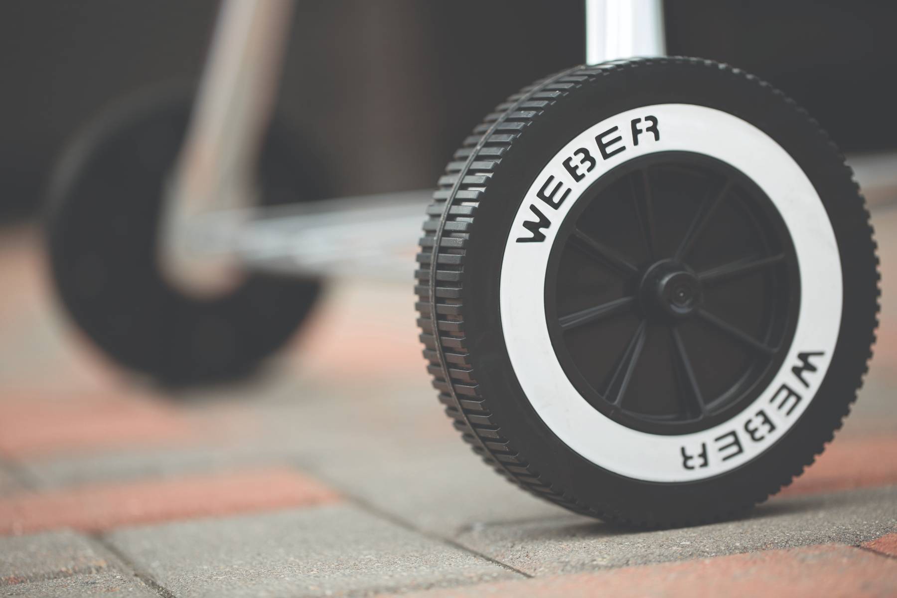 Weber 57cm Original Kettle | Charcoal BBQs NZ | Weber NZ | Charcoal | Outdoor Concepts