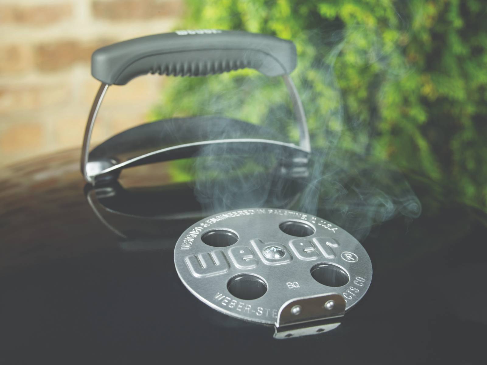 Weber 57cm Original Kettle | Charcoal BBQs NZ | Weber NZ | Charcoal | Outdoor Concepts