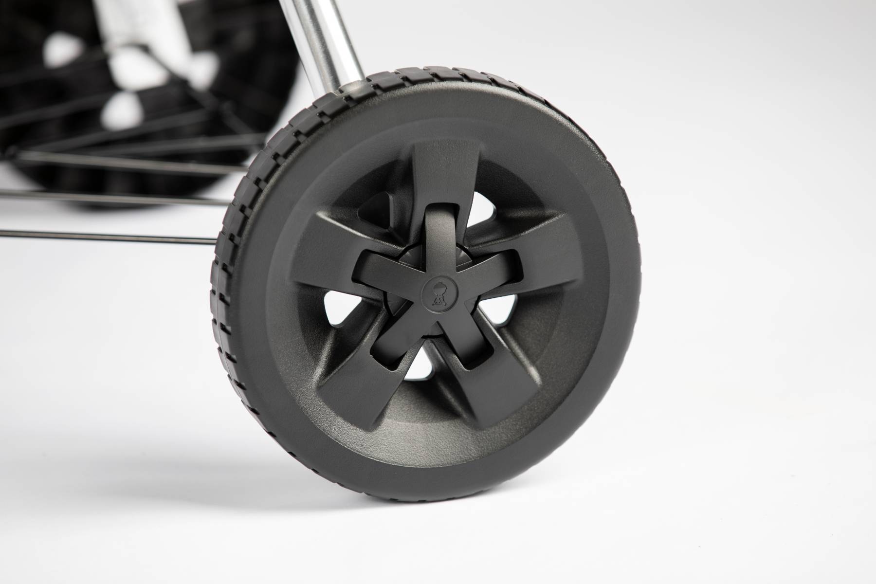 Weber 57cm Original Premium Kettle | Charcoal BBQs NZ | Weber NZ | Charcoal | Outdoor Concepts