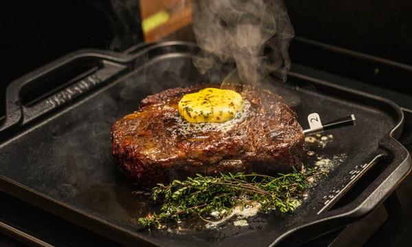 Traeger Induction Cast Iron Skillet | BBQ Skillets & Frying Pans NZ | Traeger NZ | Accessories,BBQ Accessories | Outdoor Concepts